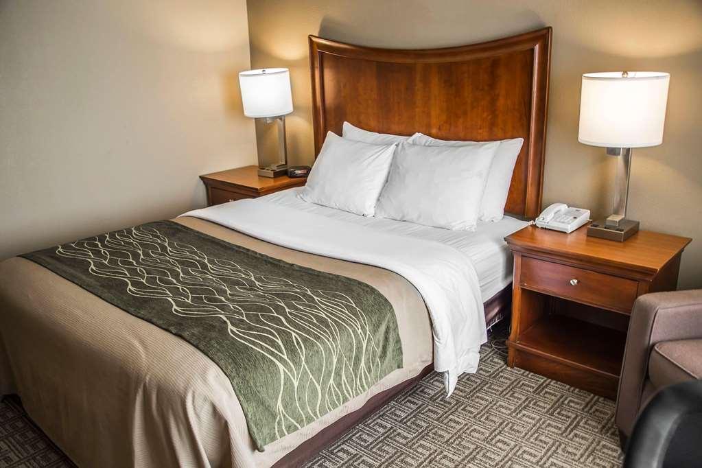 Quality Inn & Suites Бредфорд Номер фото