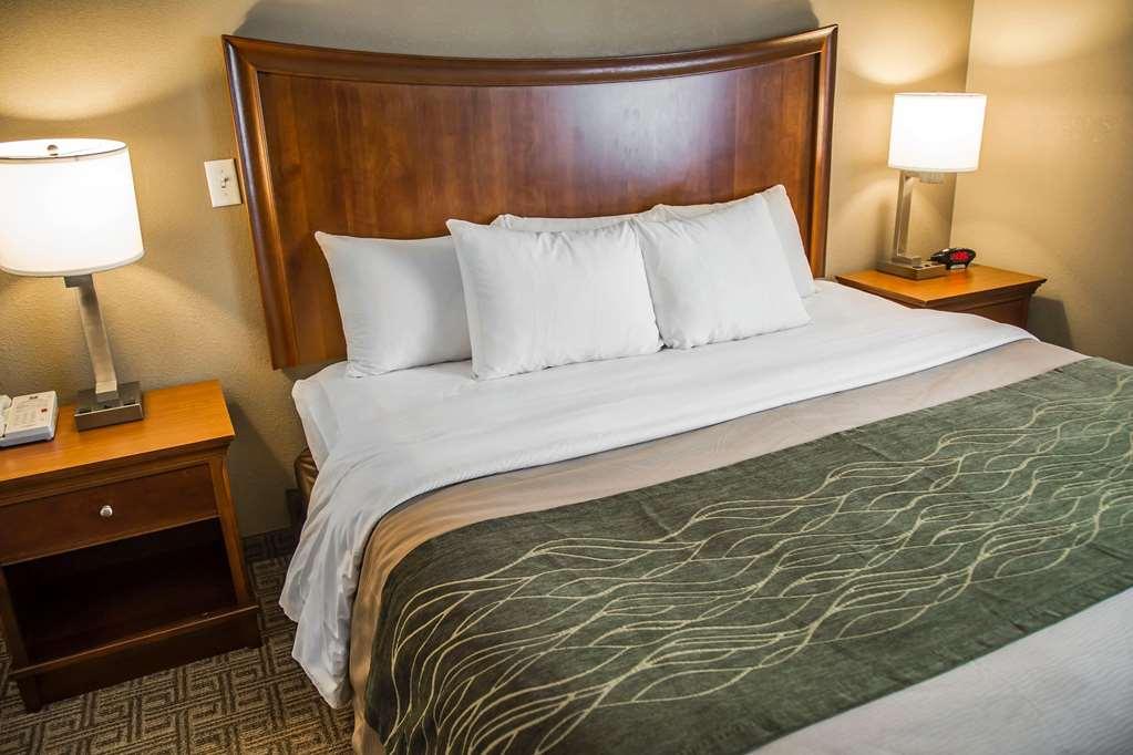 Quality Inn & Suites Бредфорд Номер фото